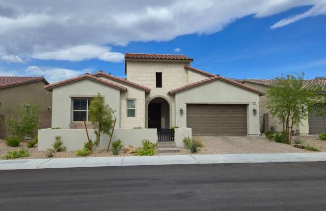 323 Robledo Street - 3 bedrooms , 2.5 bathrooms, 2016 SQFT photos photos