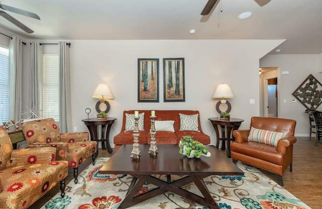 Lifestyles at Hueco Valley photos photos