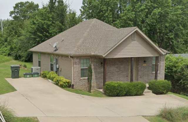 1217 N Stephens Avenue photos photos