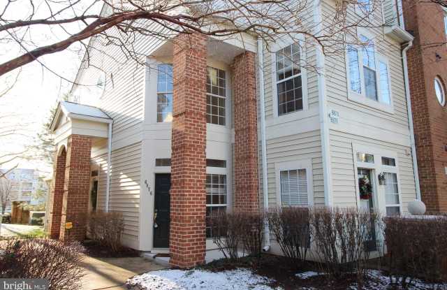 6876 BRINDLE HEATH WAY - 6876 Brindle Heath Way, Kingstowne, VA 22315