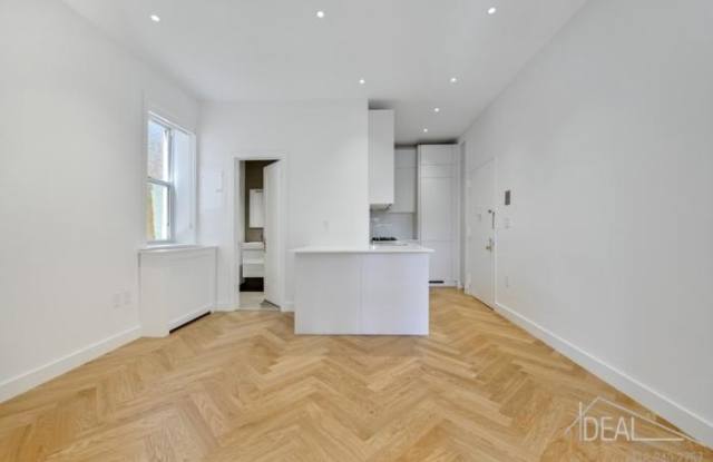 65 Clifton Place Gallery 2