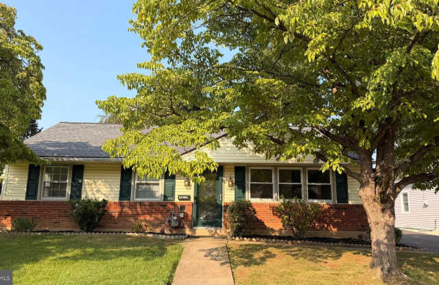 3639 WINDSOR Drive - 3639 Windsor Drive, Bensalem, PA 19020