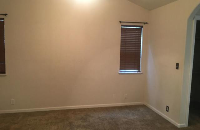 10 Lace Wing Ct Gallery 2