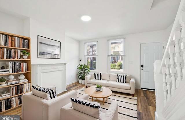 4447 N 19TH Street photos photos