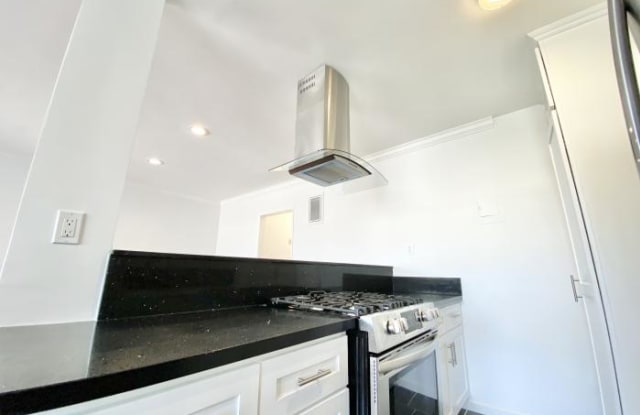 4903 Laurel Canyon Blvd - 4903 Laurel Canyon Boulevard, Los Angeles, CA 91607