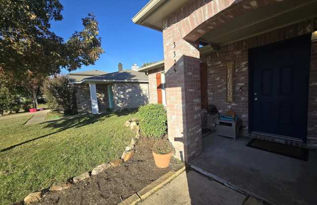 3325 Jacobs Drive Gallery 2