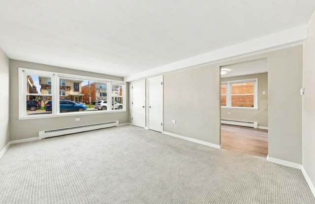 4628 N Sayre Avenue Gallery 2