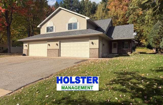 3-Bedroom 2-Bath Side-By-Side Duplex with 2-car Attached Garage Gallery 1