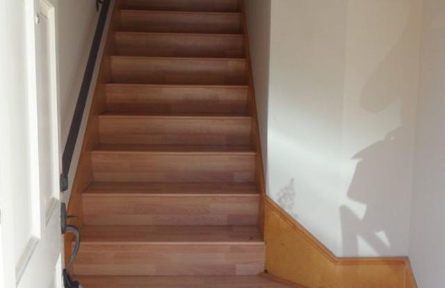 Upstairs 2BR; 2BA end-unit condo w/ 1 car attached garage Gallery 4