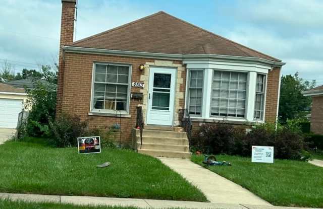 2513 18th Avenue - 2513 18th Avenue, Broadview, IL 60155