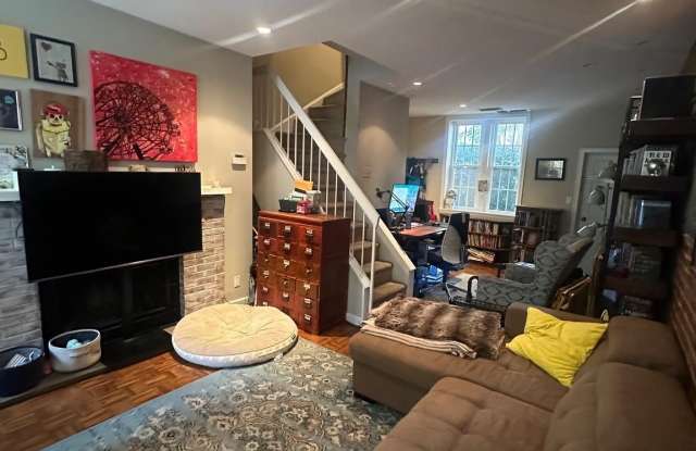311 FITZWATER STREET photos photos