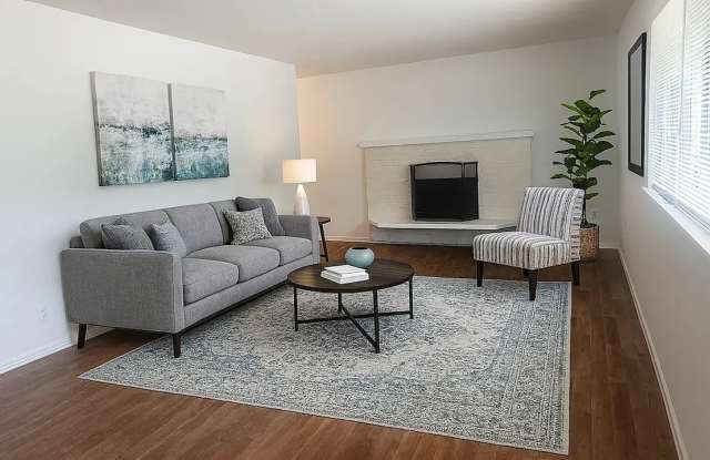 Kenwood Heights photos photos