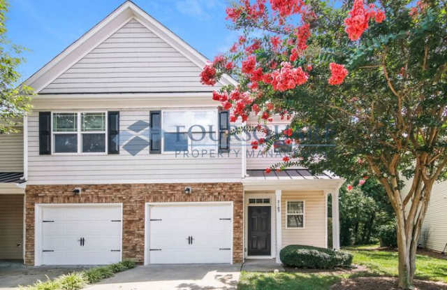 2105 Fieldhouse Avenue photos photos