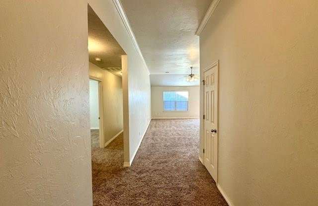 1005 Westridge Drive Gallery 2