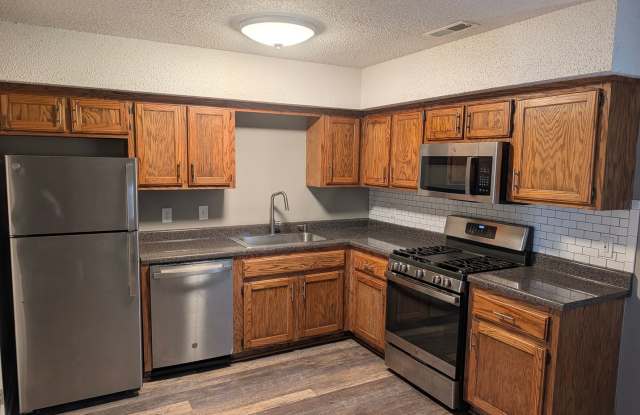 404 Belmont Mount Holly Road - Gallery 1