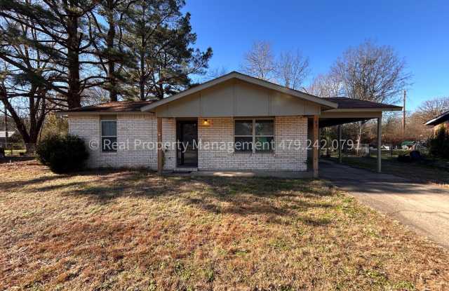 Greenwood Single family 2 bed 1 bath 1 car carport - 95 Neal Street, Greenwood, AR 72936