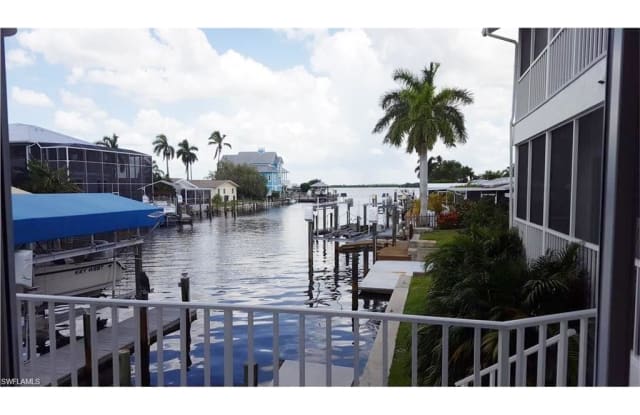 11862 Island AVE - 11862 Island Avenue, Matlacha, FL 33993