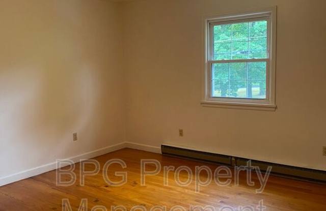 307 Wintergreen Ave. photos photos