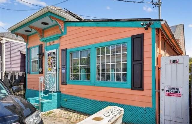 1119 MARIGNY Street photos photos