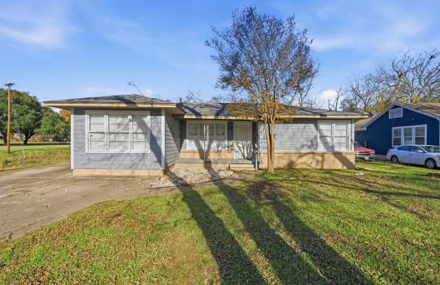 1025 North 32nd Street - 1025 North 32nd Street, Waco, TX 76707