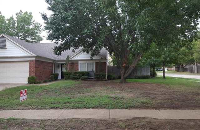 4421 Columbia Street - 4421 Columbia Street, Grand Prairie, TX 75052