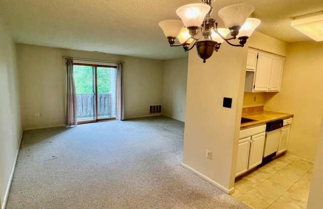 1317 Ravens Crest Drive Gallery 2