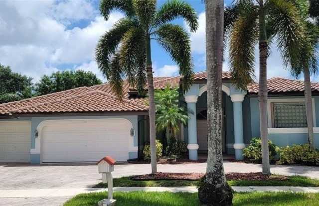 100 NW 108th Way photos photos