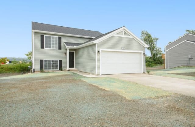 910 Maycroft Road - 910 Maycroft Road, Waverly, MI 48917