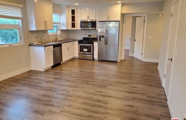 3915 Brighton Ave photos photos