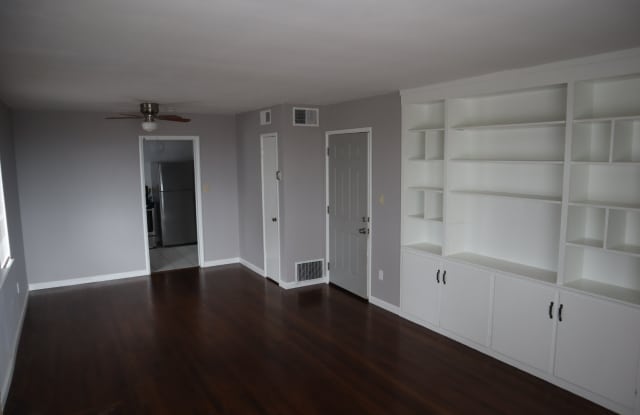 6518 Outlook Avenue - 4 Gallery 3
