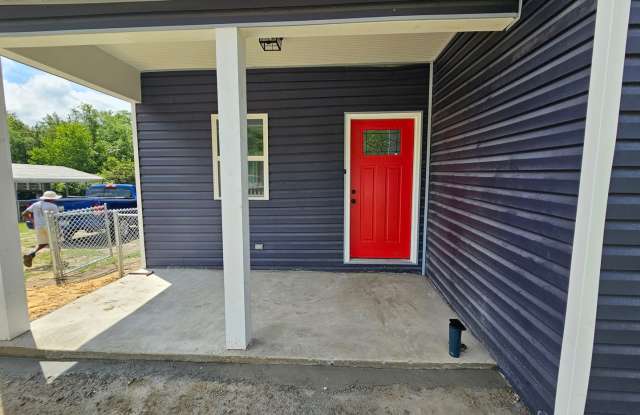 Beautiful 3BR/2BA Custom-Built Home with Fenced Yard & Large Deck photos photos Beautiful 3BR/2BA Custom-Built Home with Fenced Yard & Large Deck photos photos