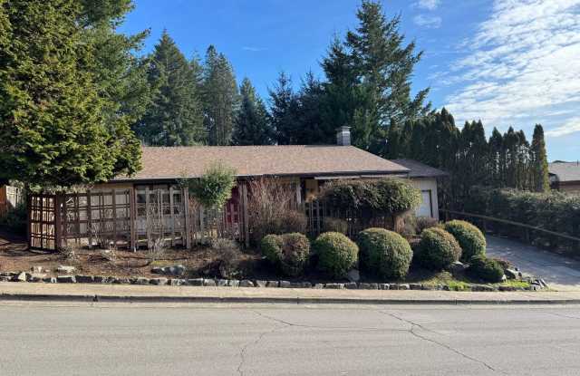 Fully Furnished Single Level Home Located in Quiet NW Corvallis Neighborhood photos photos