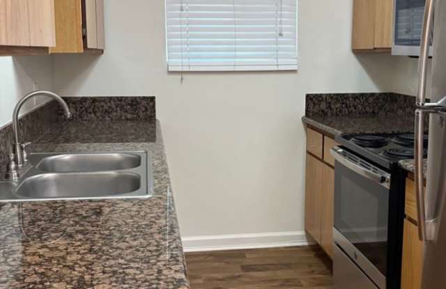 Woodlawn Apartments Gallery 4