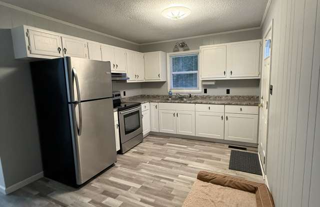 220 Sunnybrook Street - 2 Gallery 2