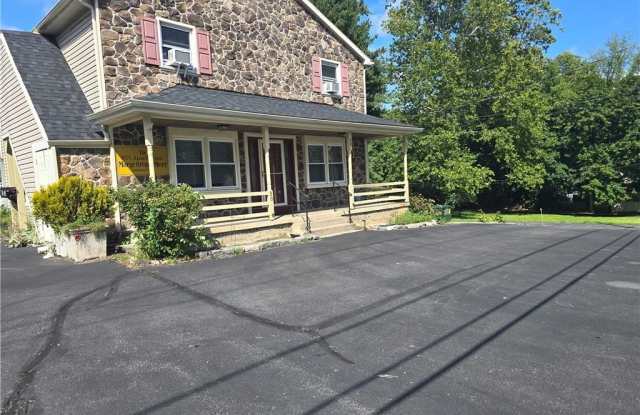 30 Raubsville Road Gallery 1