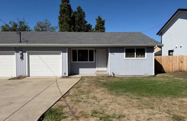 Updated 2-bedroom 1 bath duplex in Thurston! photos photos