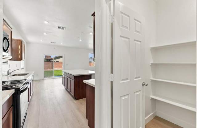 347 Basin Falls Street Gallery 4