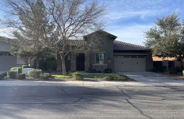 2543 E Penedes Dr photos photos