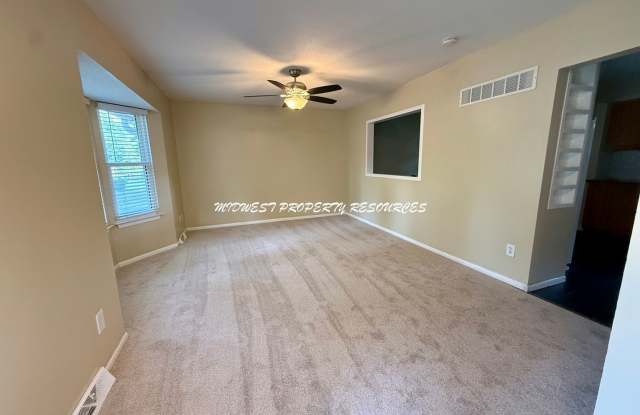 Beautiful 3 Bedroom Home in Lee's Summit Gallery 4
