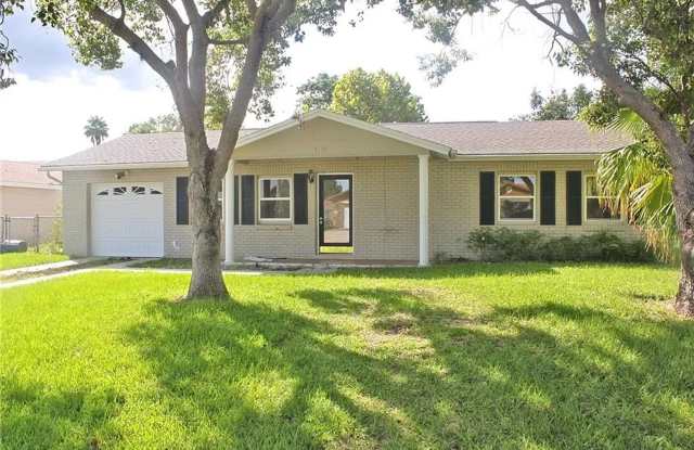 Charming 3-Bedroom Retreat in Prime Kissimmee Location – Comfort, Space  Convenience! photos photos