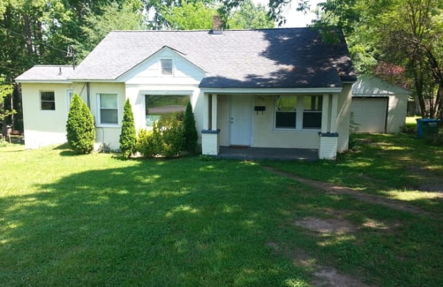 409 East Boston Avenue - 409 East Boston Avenue, Bessemer City, NC 28016