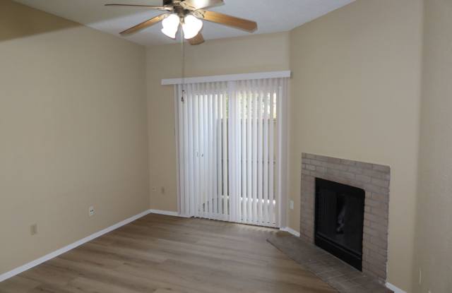 Beautiful Refreshed -  1BD / 1BA - W/D - North Campus - Law School - Engineering - W/D - $995 Gallery 3