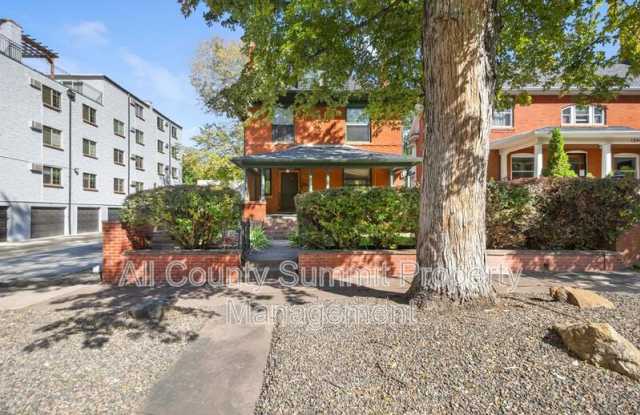 1346 N Williams St photos photos