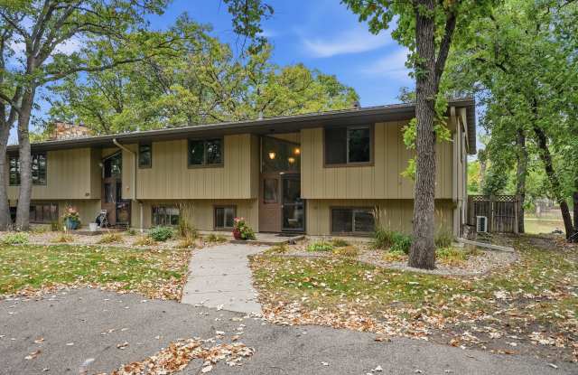 829 Golf View Lane Gallery 4