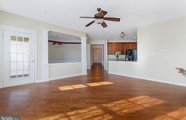 6202 LILAC CT Gallery 4