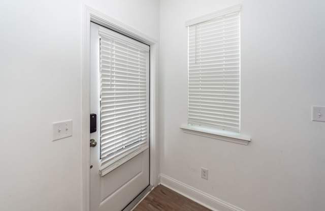 3 Bedroom, 2 Bathroom Home in Bowen Subdivision - Hanahan Gallery 4