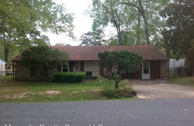 2109 Kings Rd - 2109 Kings Rd, Leesville, LA 71446