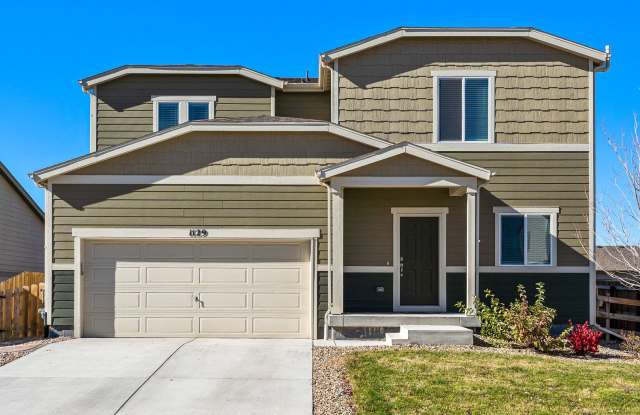 Spacious Home with Central AC and Fenced Yard - 1129 Sherman Drive, Dacono, CO 80514