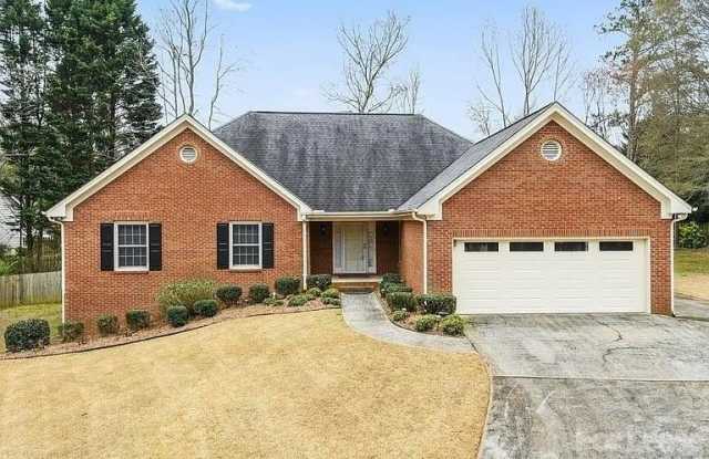 374 Bayshore Court NW Gallery 1