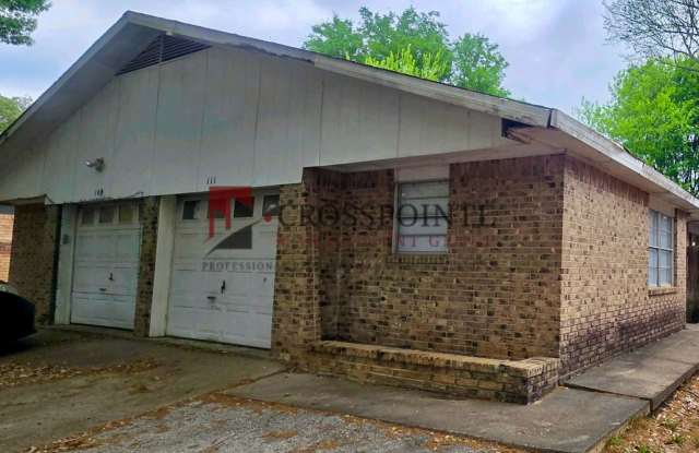 Tour Today! Cozy 3 Bedroom Unit! photos photos